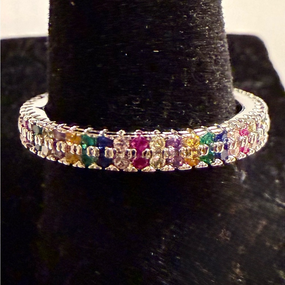 Ring - size 7.75 -New - dainty multi-color rhinestones silver tone band. - Picture 5 of 9
